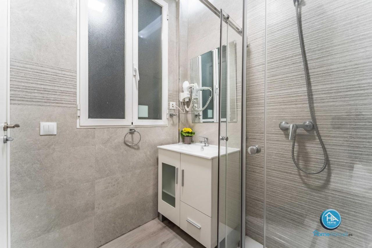 Modern Boutique Stay In The Heart Of Madrid Exterior foto